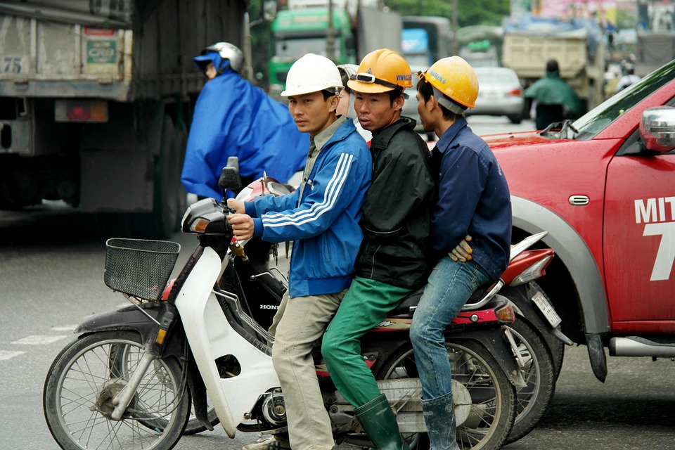 4 Fakta di balik heboh 10 juta tenaga kerja asal China