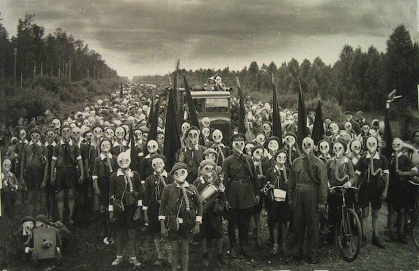 foto aneh yang tak bisa dijelaskan pakai logika © 2016 berbagai sumber