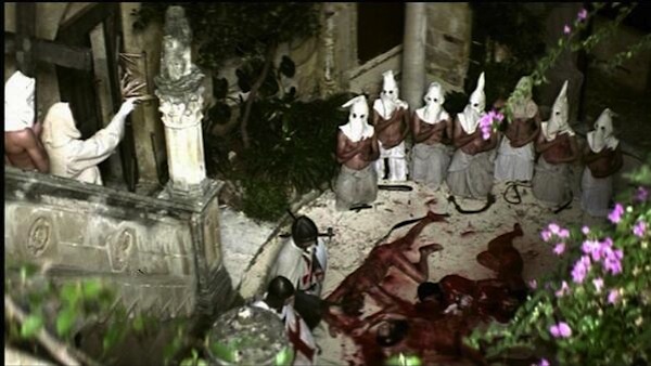 foto aneh yang tak bisa dijelaskan pakai logika © 2016 berbagai sumber