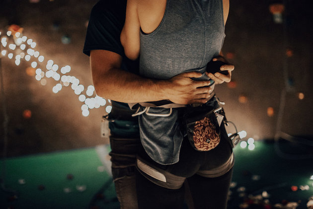 lamaran ala pemanjat tebing © 2016 India Earl lamaran ala pemanjat tebing © 2016 India Earl