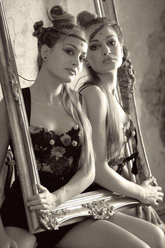 Kembar Tercantik © 2016 ranker.com