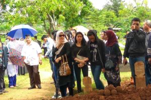 Salah satu korban pembunuhan Pulomas, teman sekolah Azriel Hermansyah 