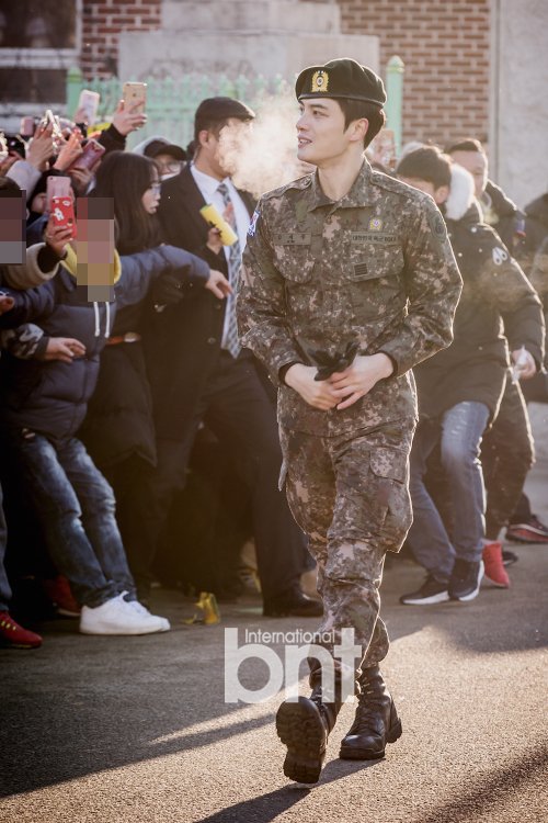 12 Foto Super Junior Sungmin-JYJ Jaejoong akhiri wamil, bikin terharu