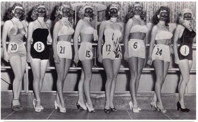 foto kelakuan orang zaman dulu ini ternyata nggak kalah absurd © 2017 boredninja