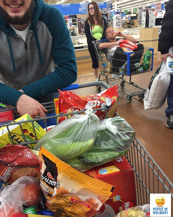 kelakuan orang di pusat perbelanjaan ini bikin tepuk jidat © 2017 peopleofwalmart kelakuan orang di pusat perbelanjaan ini bikin tepuk jidat © 2017 peopleofwalmart