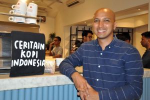 Anak muda ini ceritakan Indonesia lewat secangkir kopi, keren banget