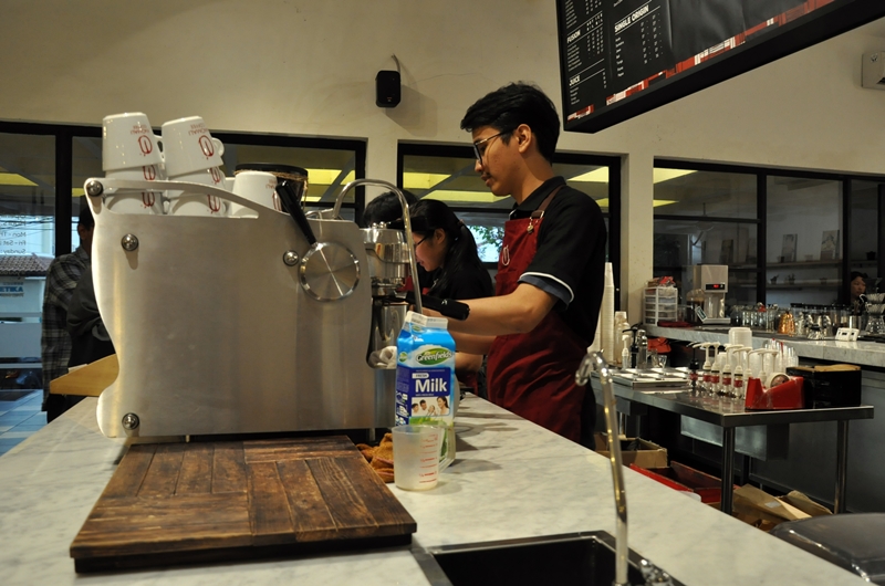 Anomali Coffee © 2017 brilio.net