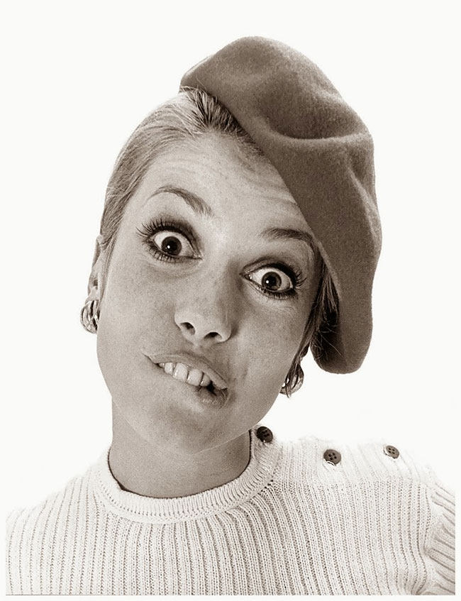 12 Foto wajah konyol seleb Hollywood dari tahun 1960an ini kocak abis