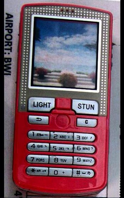 benda aneh yang pernah disita di bandara ini bikin tepuk jidat © 2017 instagram/@tsa benda aneh yang pernah disita di bandara ini bikin tepuk jidat © 2017 instagram/@tsa