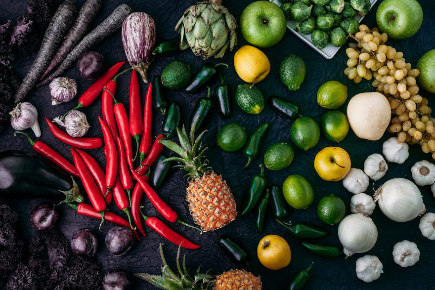 Cantik, buah dan sayur ini disusun layaknya karangan bunga