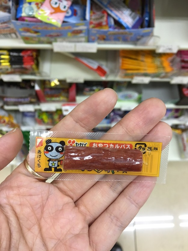 13 Jajanan yang cuma dijual di minimarket Jepang, unik banget