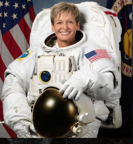 Astronot perempuan tertua ini pecahkan rekor baru di angkasa, keren