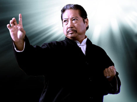 15 Transformasi Sammo Hung, si paman jago kungfu yang kini makin gagah