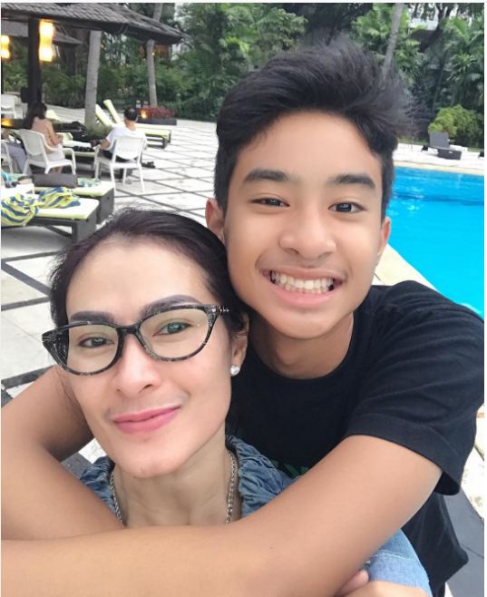 devano iis © 2017 brilio.net