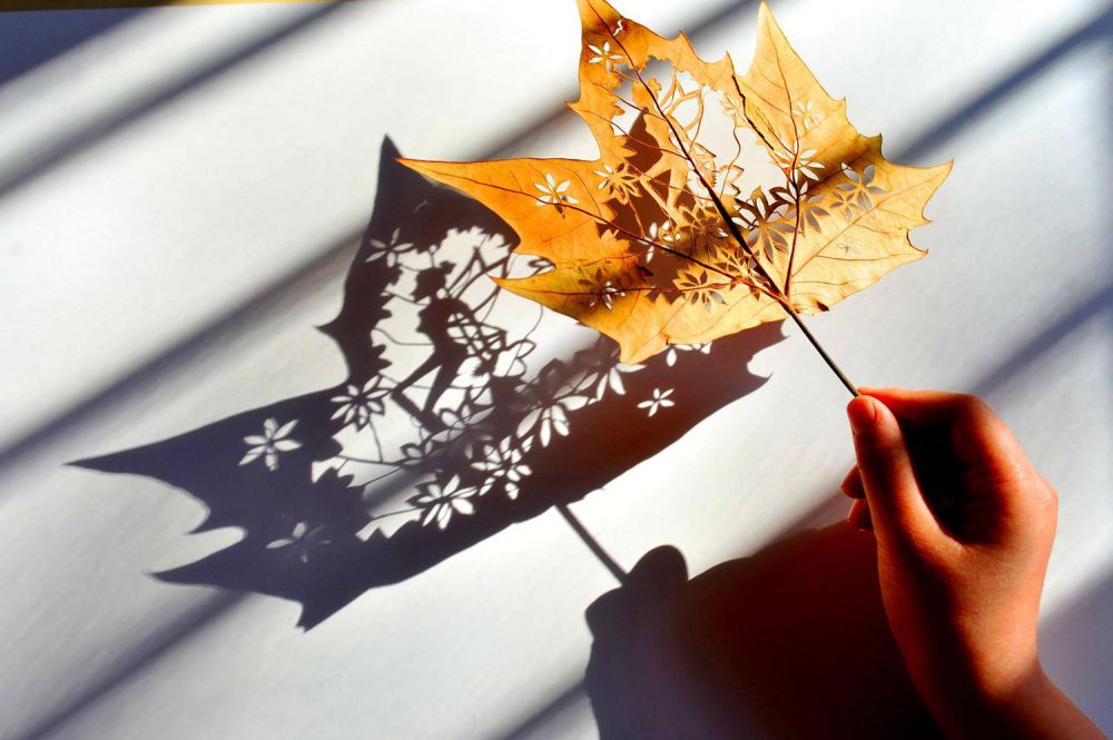 ukiran daun © 2017 brilio.net ukiran daun © 2017 brilio.net