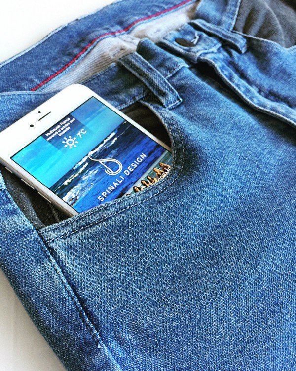 Celana jeans  ini bisa tunjukkan jalan bergetar kalau kamu 