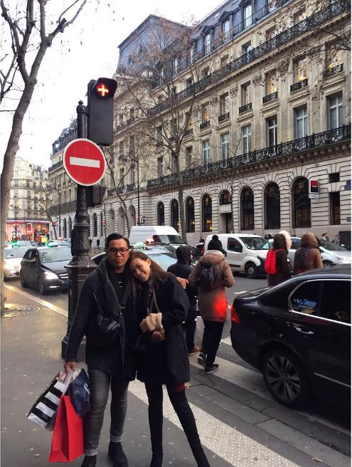 9 Foto romantis Sammy & Viviane di Eropa, siap nikah tahu