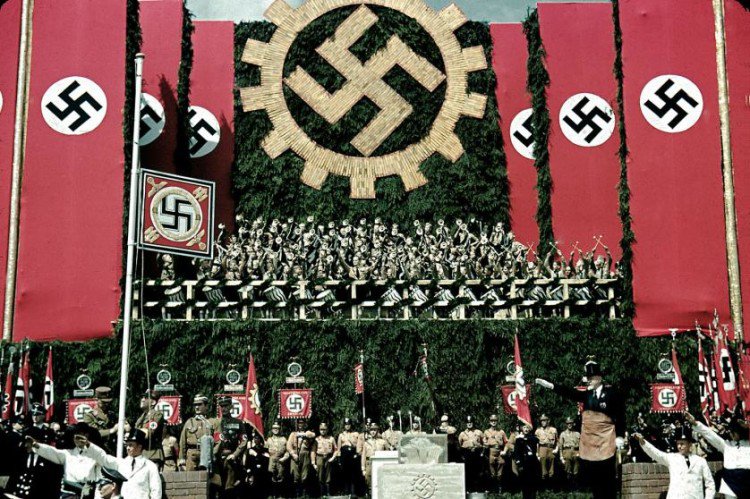 NAZI WARNA  old  pics archive 