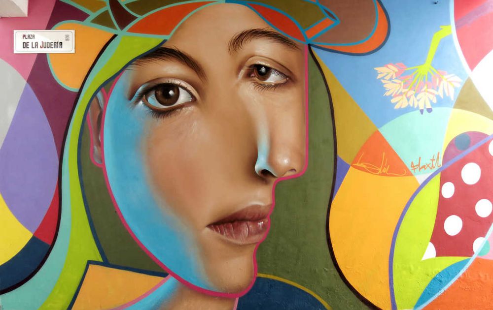 10 Mural bergambar wajah ini unik dan nyeleneh, kreatif abis 