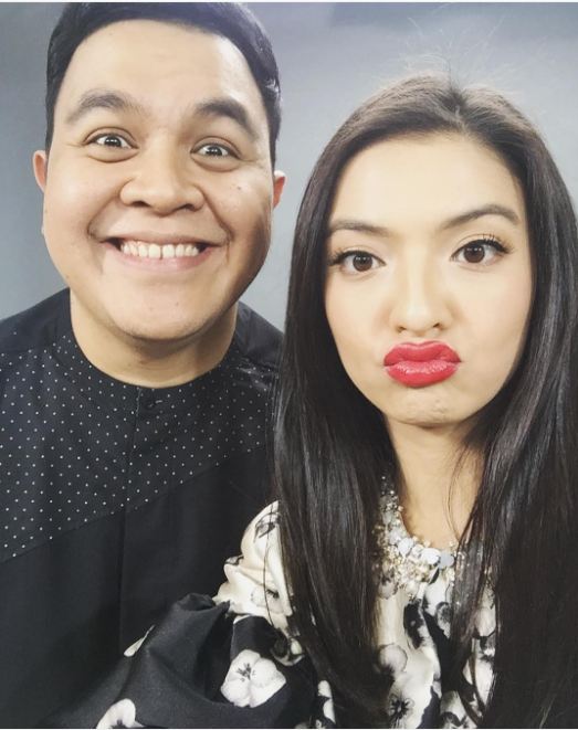 pose raline © 2017 brilio.net pose raline © 2017 brilio.net