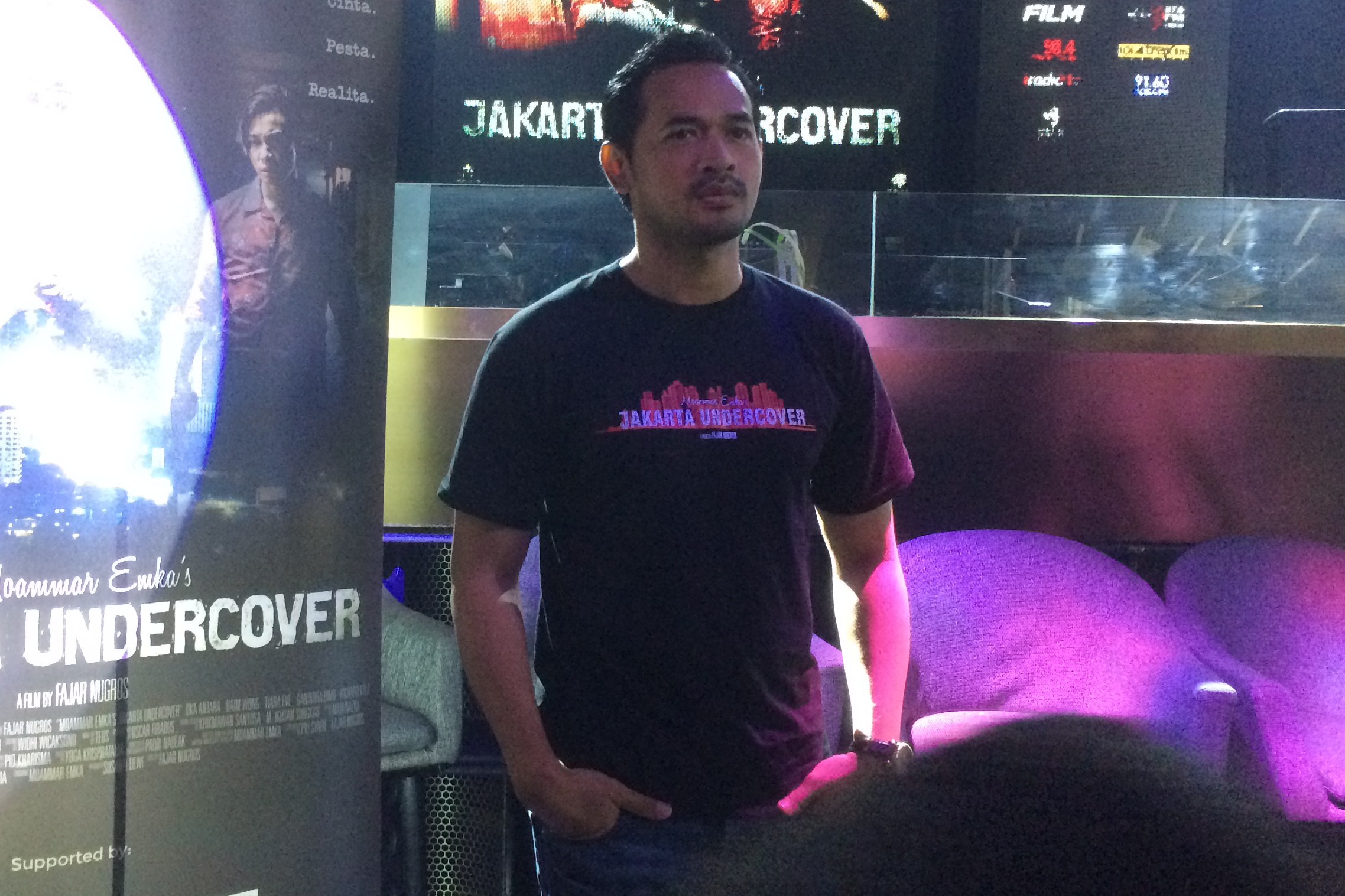 Begini pengalaman Oka Antara mencoba shushi dengan wadah tubuh wanita