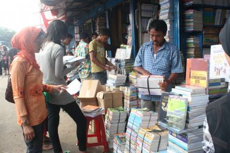 jualan pasar senen © 2017 brilio.net