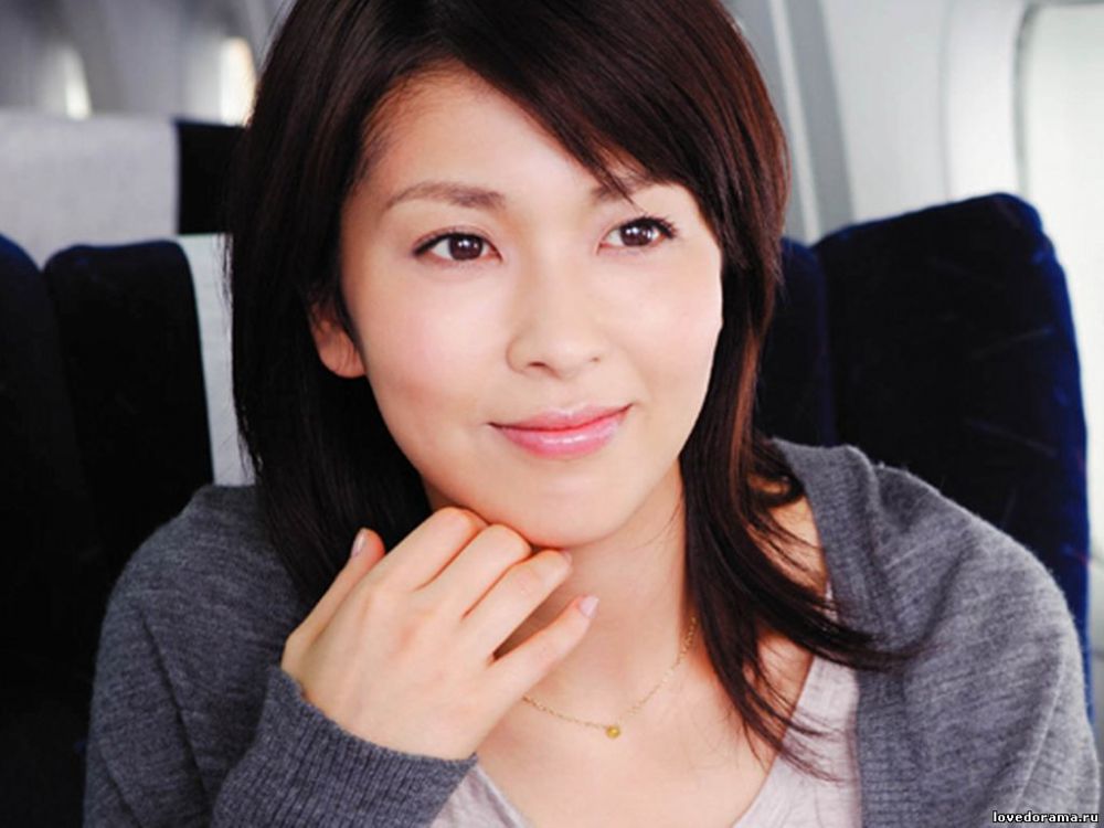 Tak lagi muda, 10 artis Jepang ini cantik dan seksinya awet