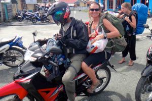 Kisah penumpang ojek online pakai rok dikira hantu ini ngocol abis