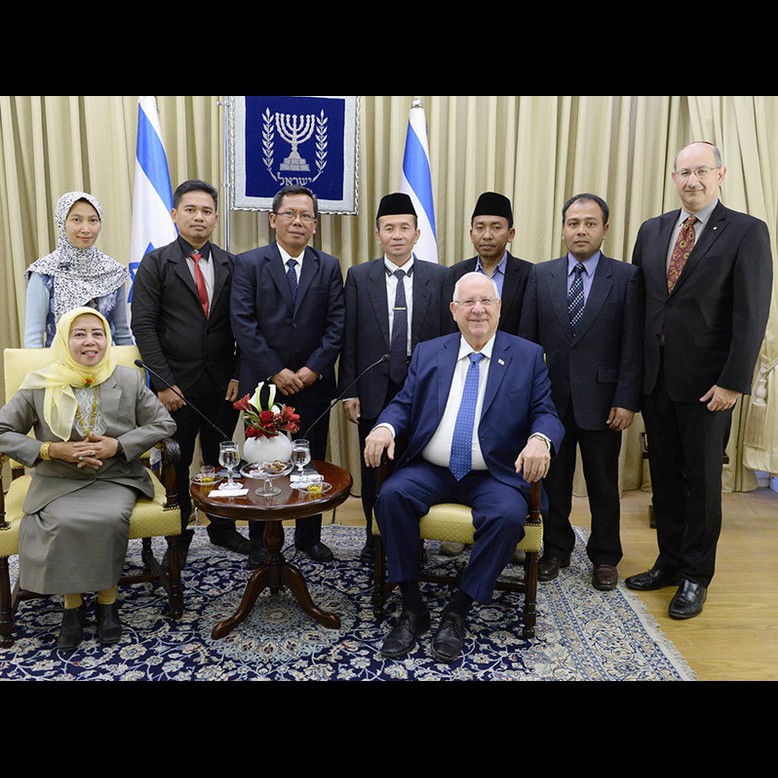 Ini tanggapan keras pimpinan MUI soal pengurus temui Presiden Israel