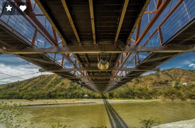 12 Foto kolong jembatan yang tak diduga hasilnya sangat menakjubkan