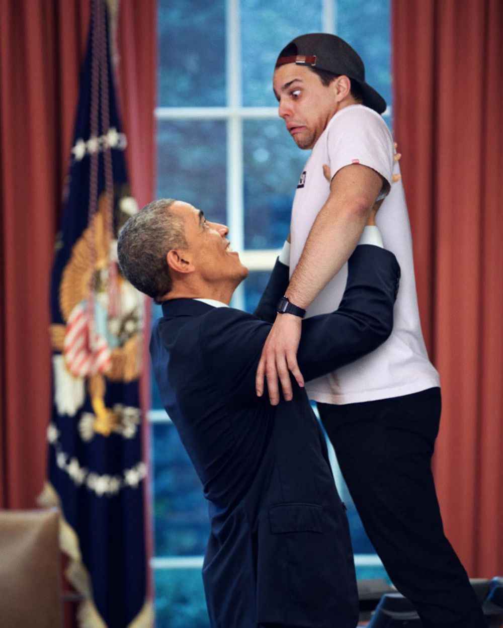 11 Foto editan pria bareng Barack Obama ini lucunya mengocok perut