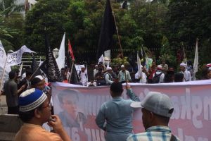 Ini orasi massa anti Ahok di kompleks Kementan