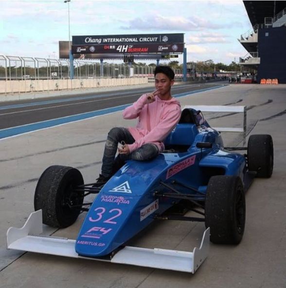 Presley Martono pebalap F4 © 2017 Instagram