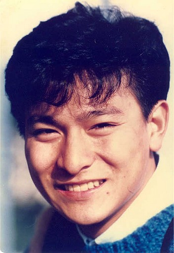30 Tahun lebih berkarier, ini 12 transformasi penampilan Andy Lau