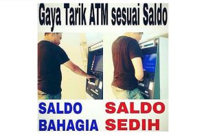 10 Meme gaya orang saat tarik uang di ATM ini bikin ngakak