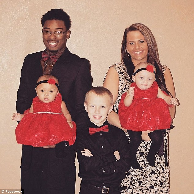 bayi beda warna  © 2017 brilio.net bayi beda warna  © 2017 brilio.net