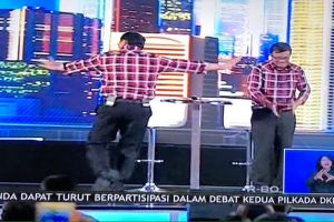 Heboh aksi Ahok 'lerai' Sylvi & Anies, netizen sandingkan adegan film