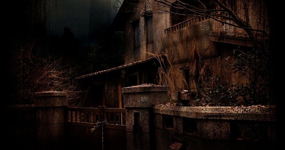 12 Tempat ini jadi inspirasi buat film horor, Indonesia mana aja ya?