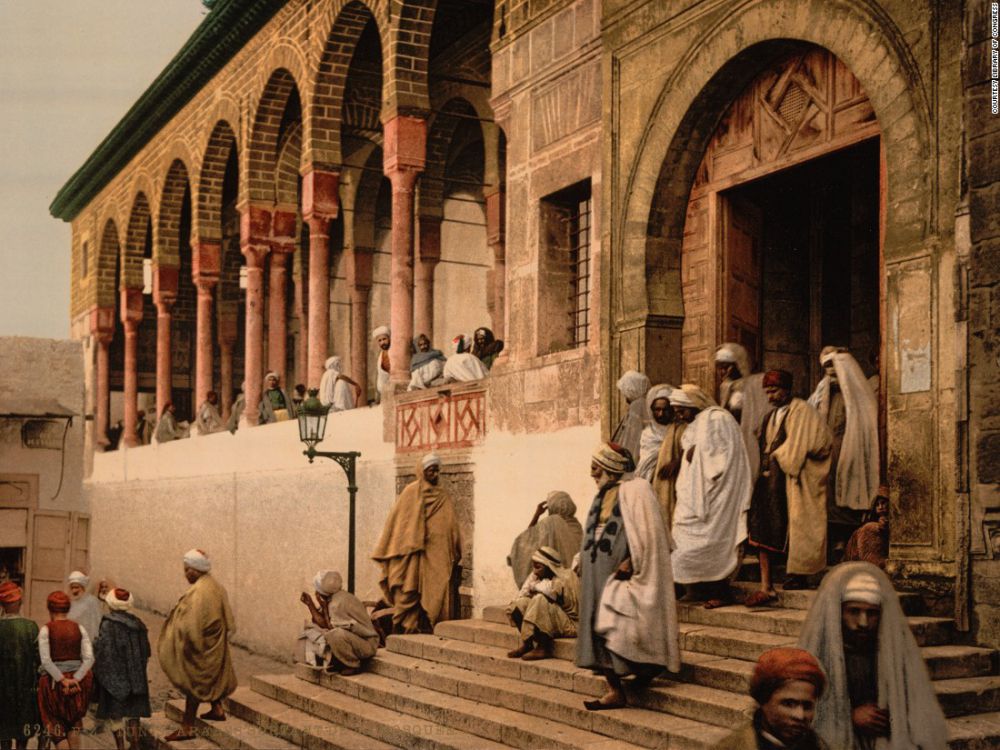 15 Foto abad ke-19 di Afrika Utara ini diwarnai ulang, hasilnya kece
