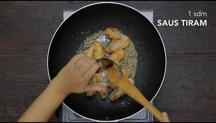 resep ayam wijen © 2017 brilio.net