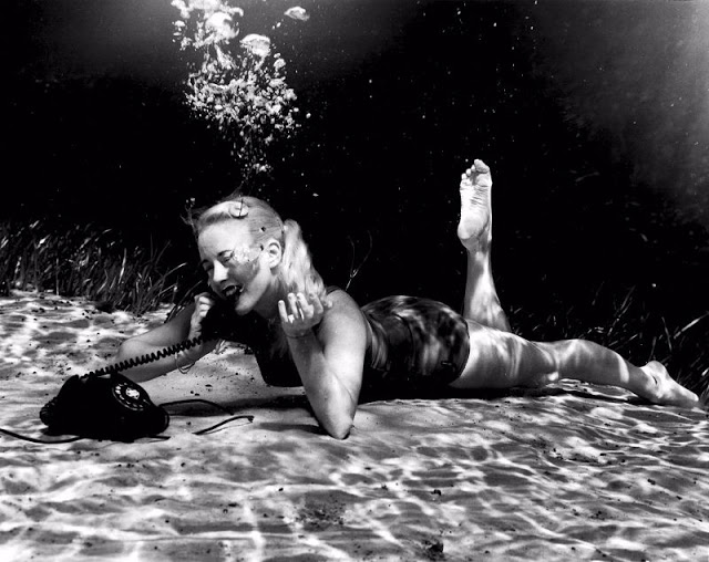 14 Foto underwater pertama di dunia ini hasilnya bikin takjub