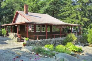 Tampak normal, tapi kamu akan kaget jika tahu bahan dasar rumah ini