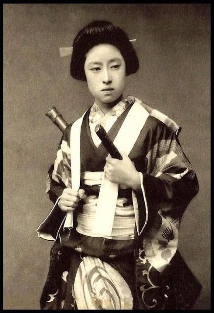 10 Foto lawas kesatria perempuan Jepang tahun 1881 ini keren banget