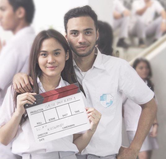 Galih & Ratna 2017 © 2017 instagram.com/filmgalihdanratna Galih & Ratna 2017 © 2017 instagram.com/filmgalihdanratna