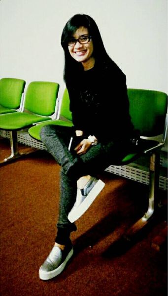  Ikke Nurjanah © 2017 Instagram.com/@ikkenurjanah0518