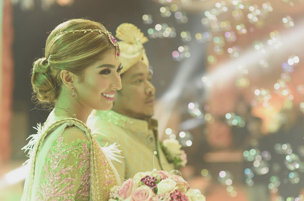 Fiona Fachru dan suami © 2017 instagram.com/fionafachru Fiona Fachru dan suami © 2017 instagram.com/fionafachru