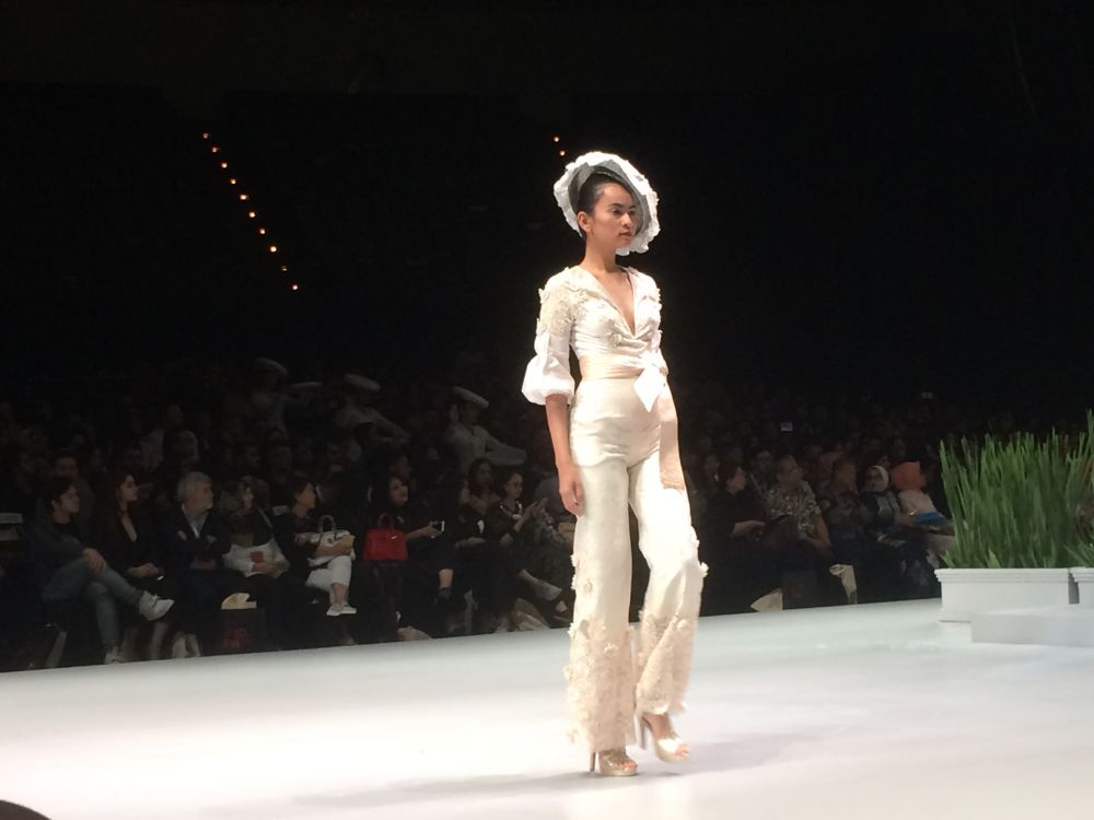 Keindahan bunga seruni akan ditampilkan di runway IFW 2017