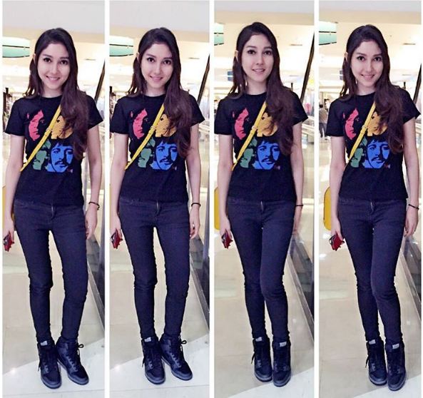 Reva Mustafa © 2017 Instagram.com/@reva102 Reva Mustafa © 2017 Instagram.com/@reva102