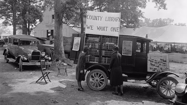 15 Foto mobil perpustakaan jadul ini bukti minat baca tinggi dari dulu