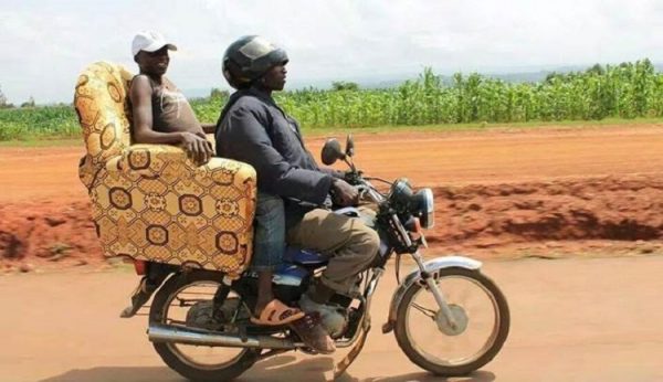 pengendara nyeleneh © 2017 brilio.net